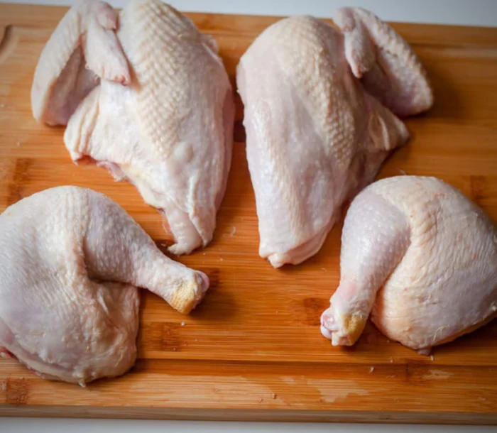 WHOLE  (10416) CHICKEN # 11 (NO SKIN) (CUT INTO 4 )